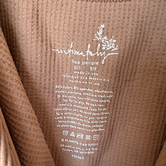 Intimately Free People ribbed v-neck tank top sz Xs/S - Picture 5 of 5